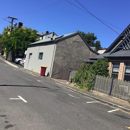 City Townhouse Walking Distance To City Launceston Exterior foto
