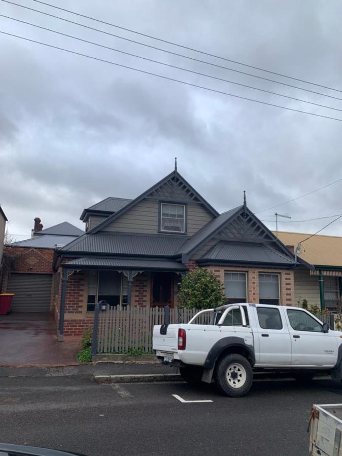 City Townhouse Walking Distance To City Launceston Exterior foto